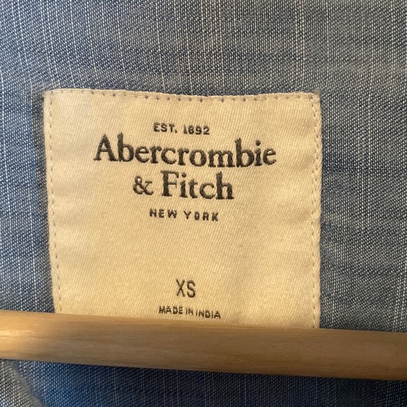 Women’s Abercrombie & Fitch Boyfriend Chambray Denim Button Shirt XS Vintage - Picture 7 of 8